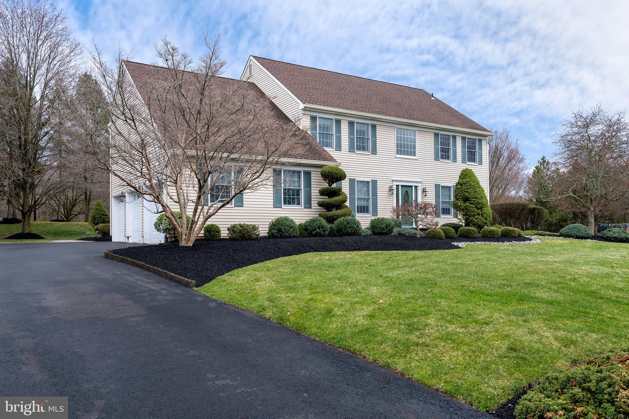 16 Priory Road West Windsor, NJ 08550 - Photo 2 of 33