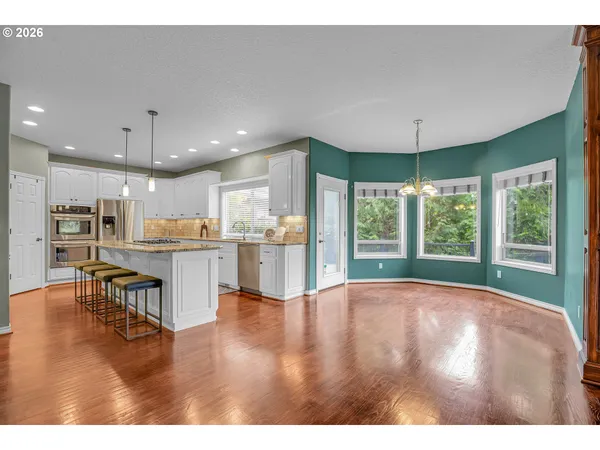 $1,000,000 | 1696 Southeast 26th Drive, Gresham, OR 97080