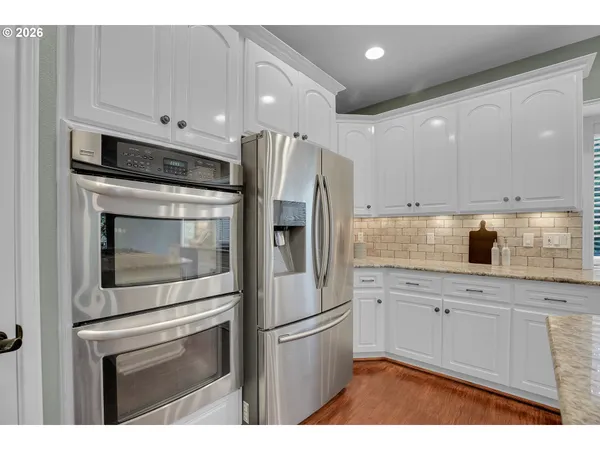 $1,000,000 | 1696 Southeast 26th Drive, Gresham, OR 97080