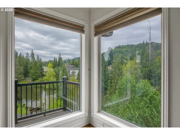 $1,000,000 | 1696 Southeast 26th Drive, Gresham, OR 97080