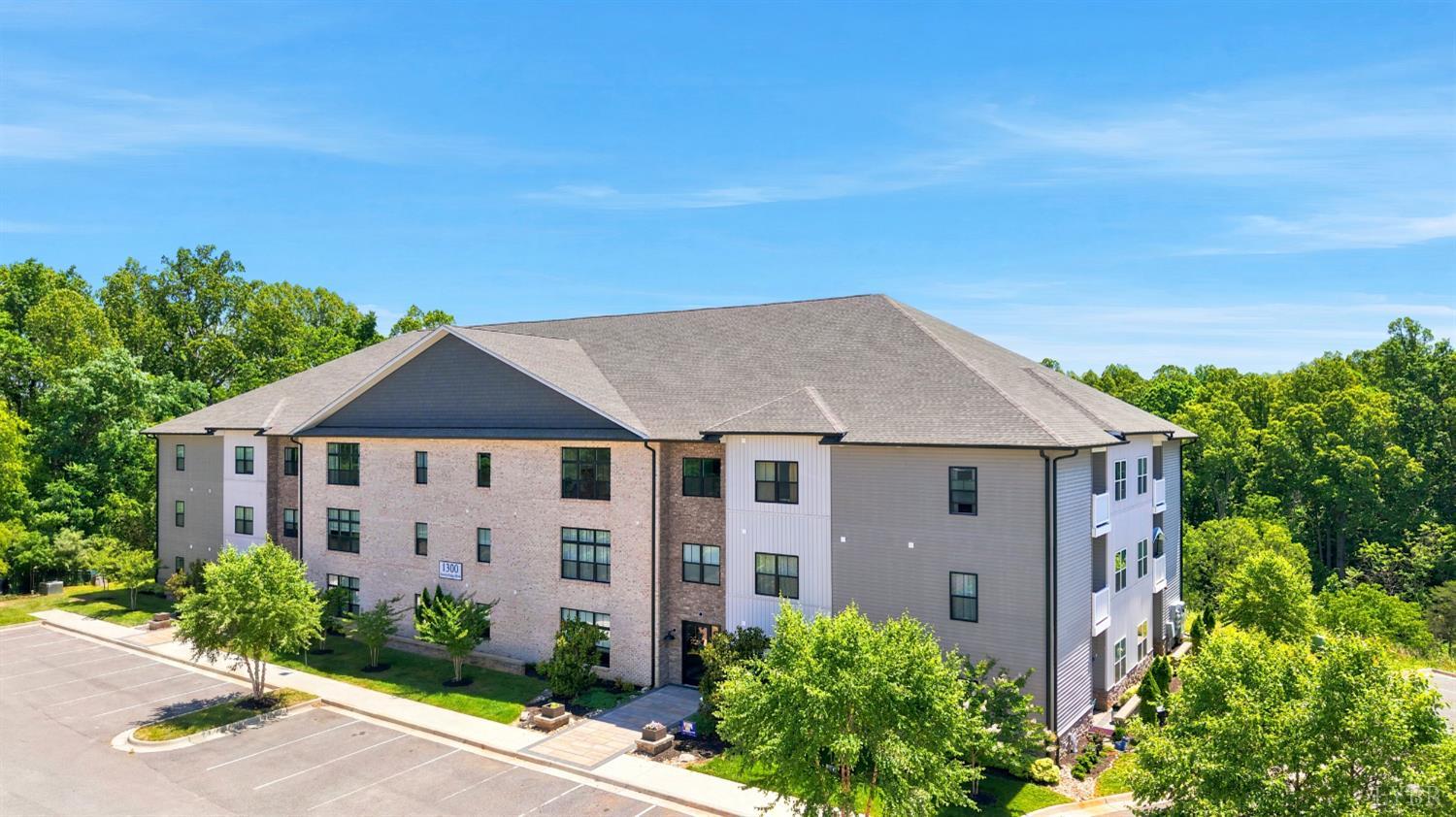 1300 Stoney Ridge Boulevard, Unit 306 Forest, VA 24551 - Photo 1 of 46