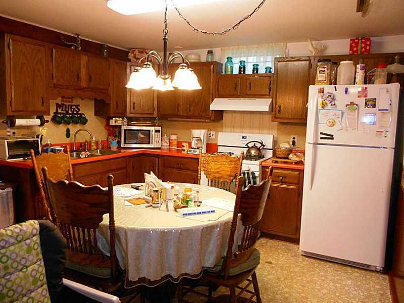 6183 Scott Road Jamestown, PA 16134 - Photo 17 of 25 Kitchen. Lower Level Kitchen