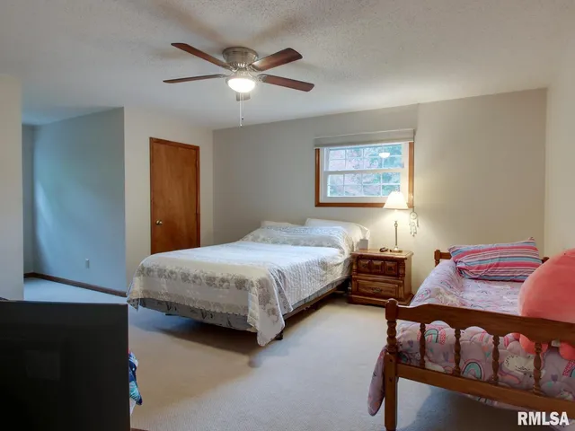 $429,900 | 2834 Glenview Drive, Quincy, IL 62305