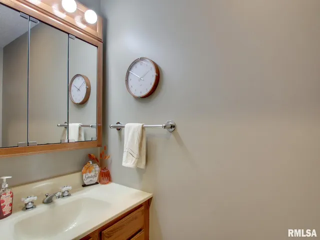 $429,900 | 2834 Glenview Drive, Quincy, IL 62305