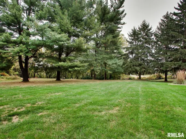 $429,900 | 2834 Glenview Drive, Quincy, IL 62305