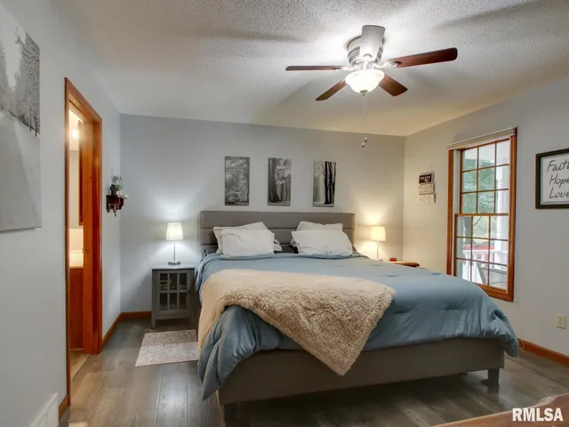 $429,900 | 2834 Glenview Drive, Quincy, IL 62305