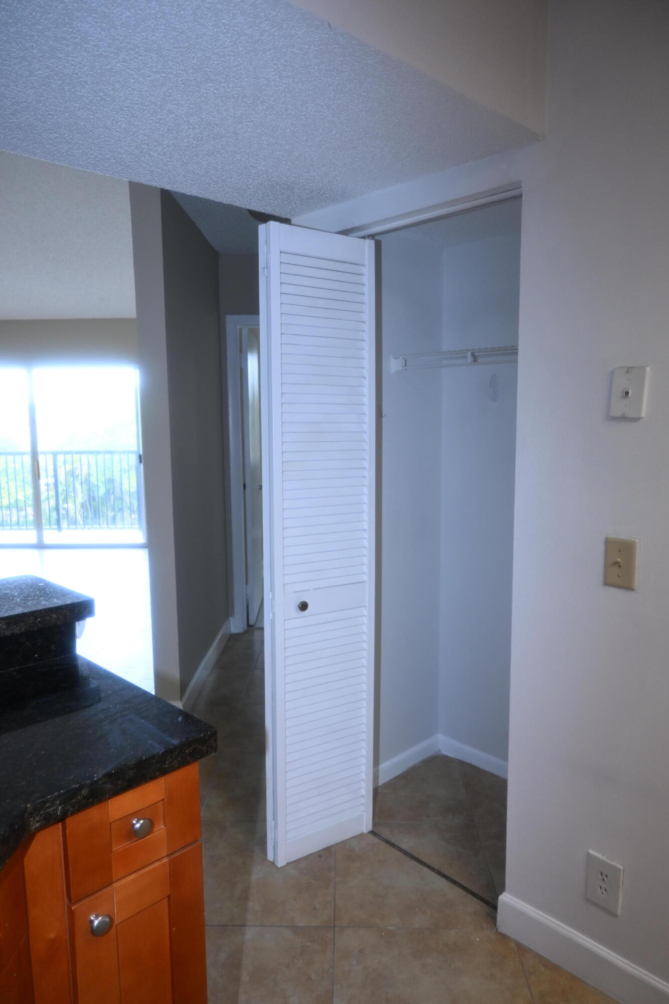 8721 Wiles Road, Unit 305 Coral Springs, FL 33067 - Photo 47 of 73 DSC_2048