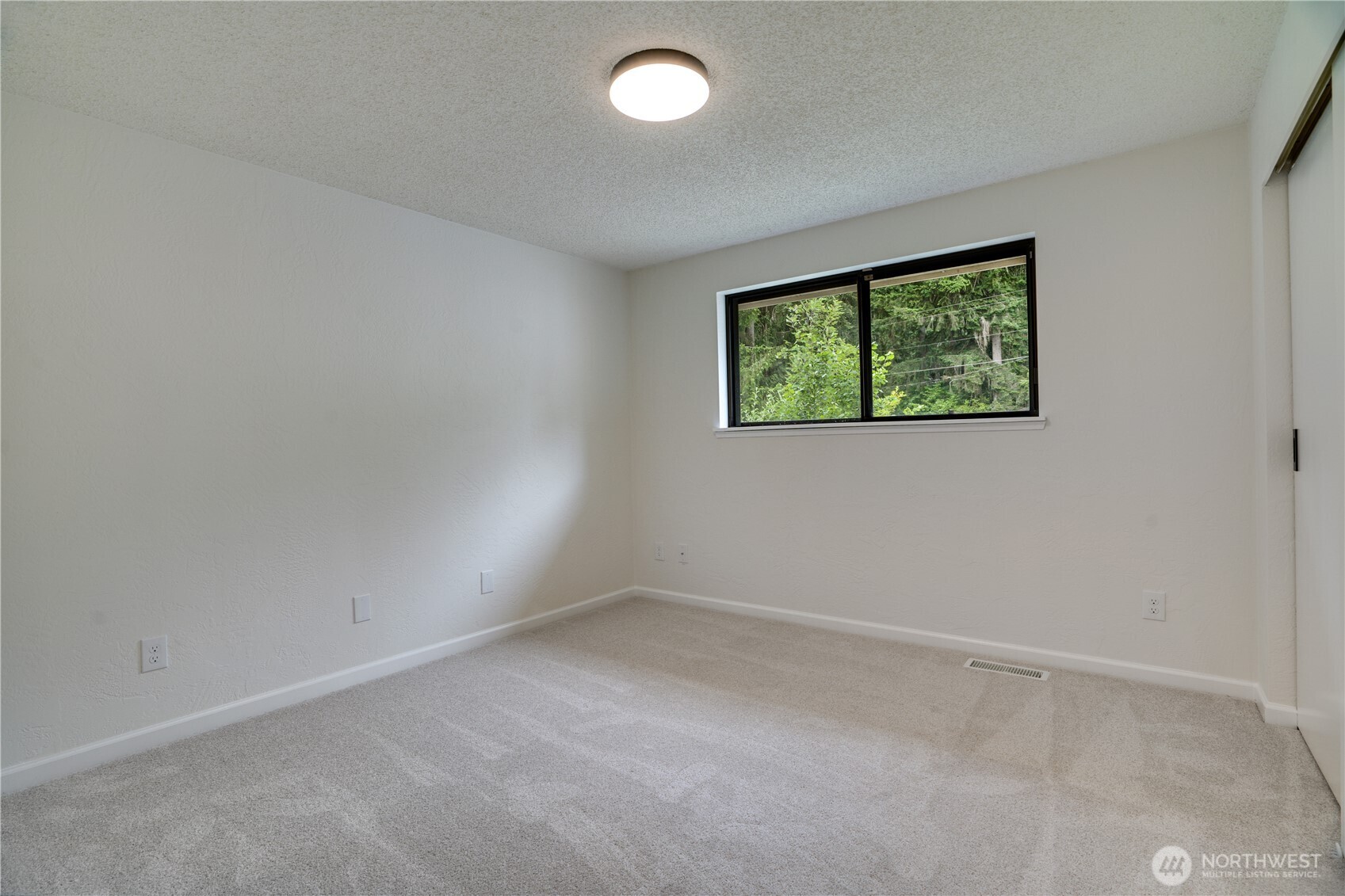 4270 Fir Drive Northeast Bremerton, WA 98310 - Photo 13 of 40