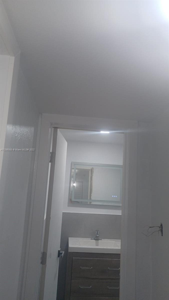Brownsville Miami, FL 33142 - Photo 31 of 33