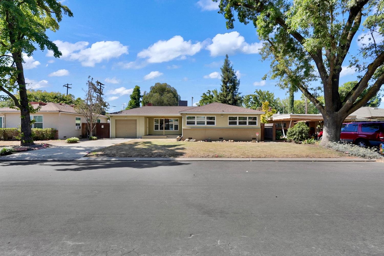 1322 Del Rey Avenue Modesto, CA 95350 - Photo 3 of 26