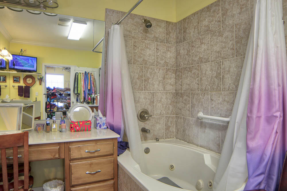 103 Deer Ridge Lane Rock Spring, GA 30739 - Photo 15 of 24 owner bath 2_edit