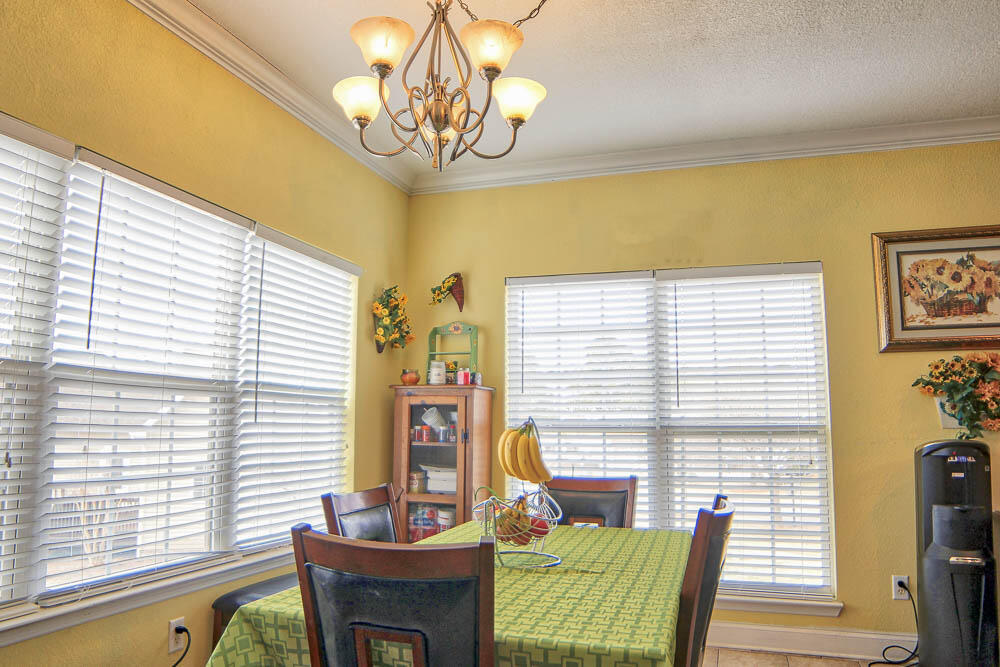 103 Deer Ridge Lane Rock Spring, GA 30739 - Photo 7 of 24 _dining_edit