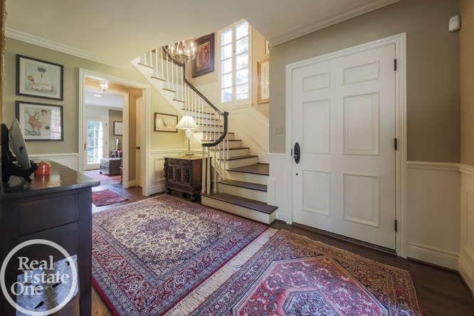 15 Provencal Road Grosse Pointe Farms, MI 48236 - Photo 8 of 50