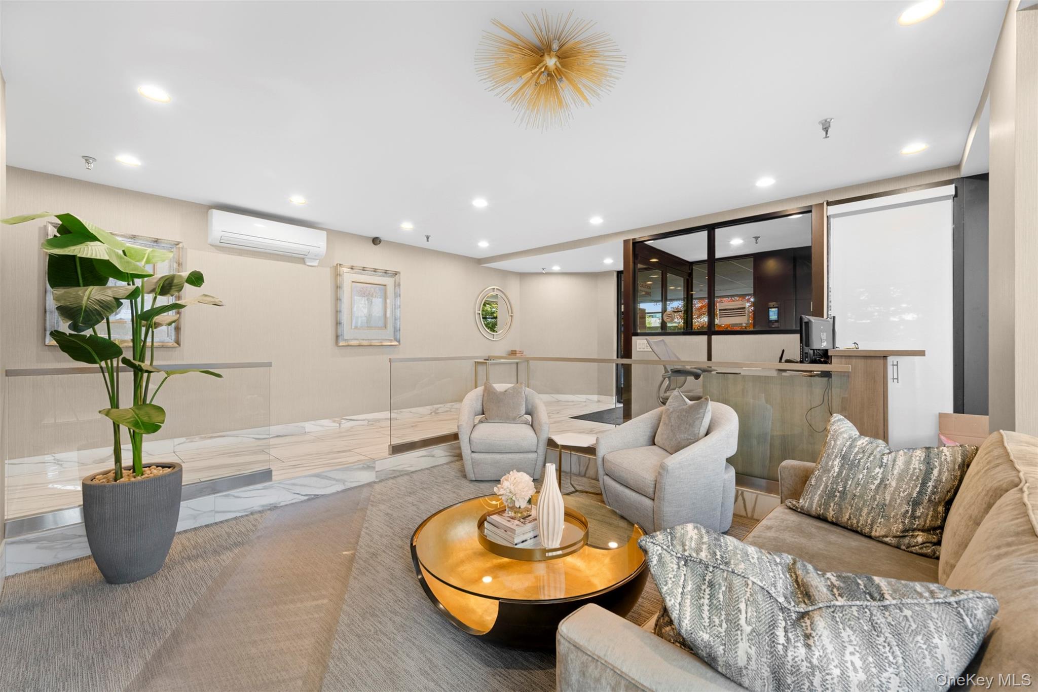 141 Great Neck Road, Unit 2G Great Neck, NY 11021 - Photo 4 of 38