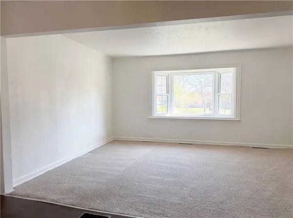 $230,000 | 410 B Street, Belton, MO 64012