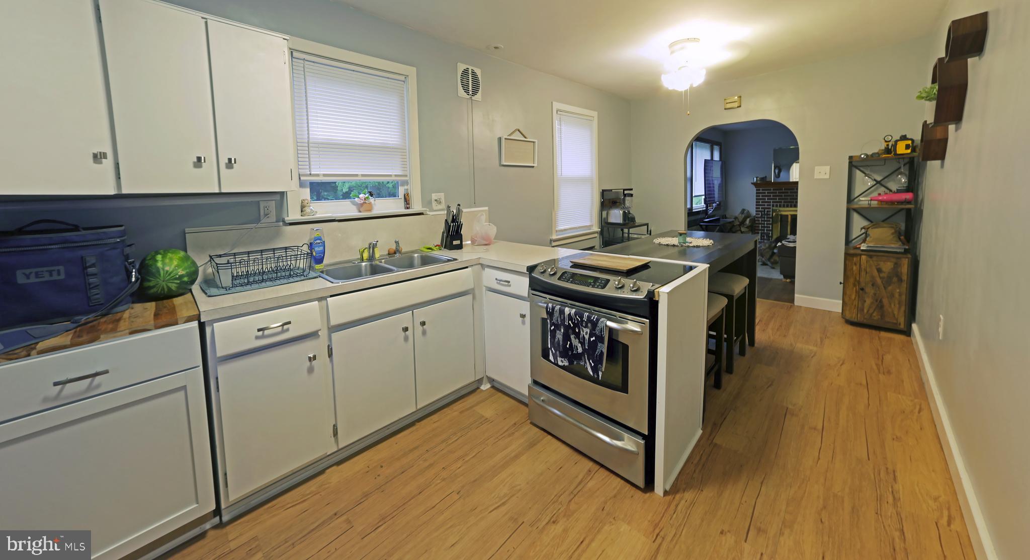 3950 Locust Grove Road Columbia, PA 17512 - Photo 17 of 30 Kitchen