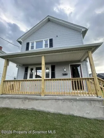 $2,000 | 141 West Line Street, Olyphant, PA 18447
