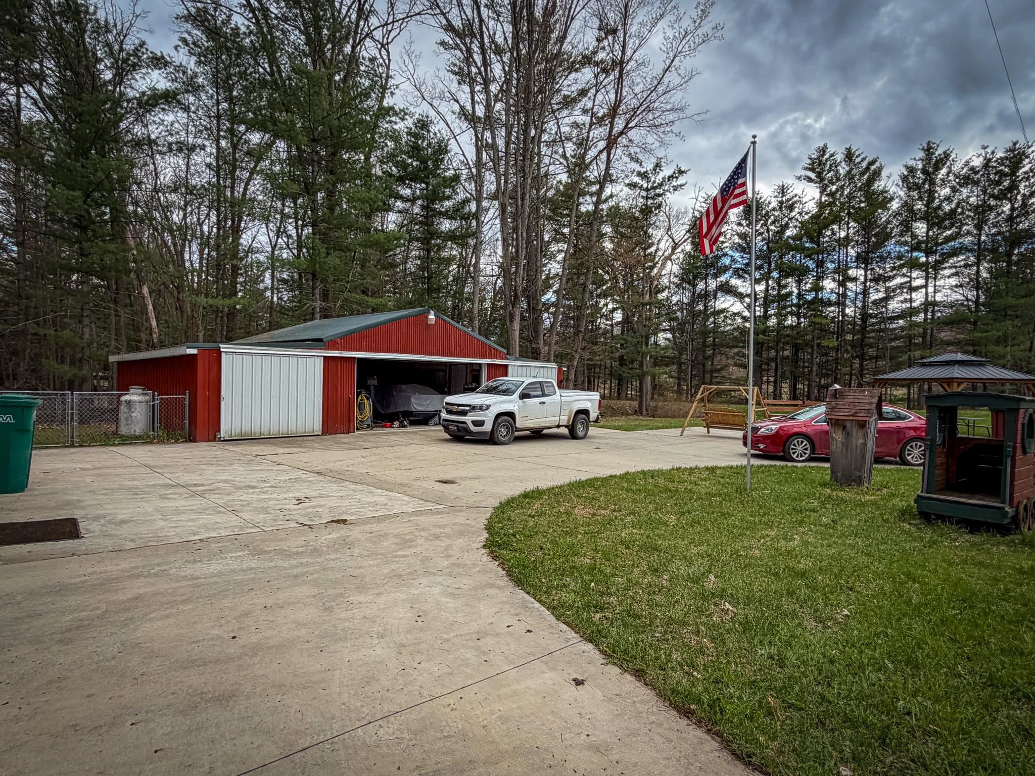 3042 East Stockwell Road Harrison, MI 48625 - Photo 25 of 38