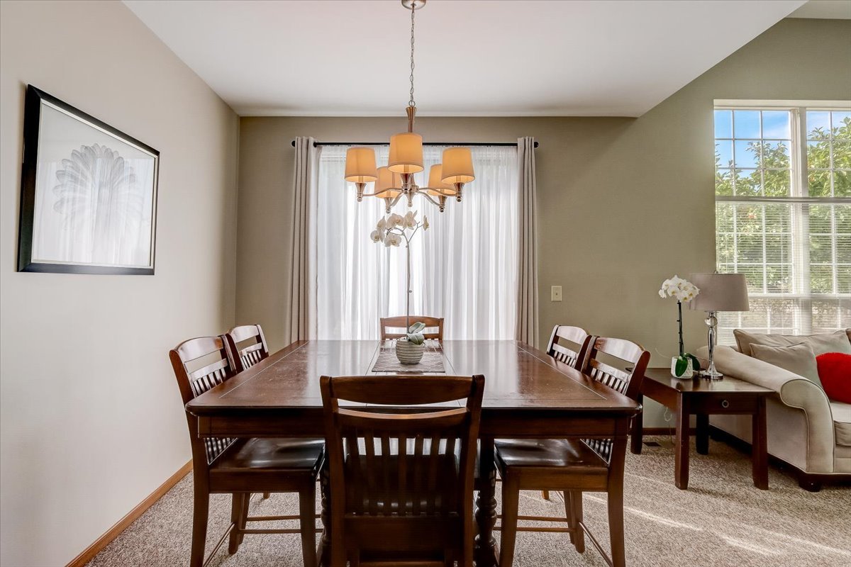 17811 Braewick Road Gurnee, IL 60031 - Photo 11 of 35