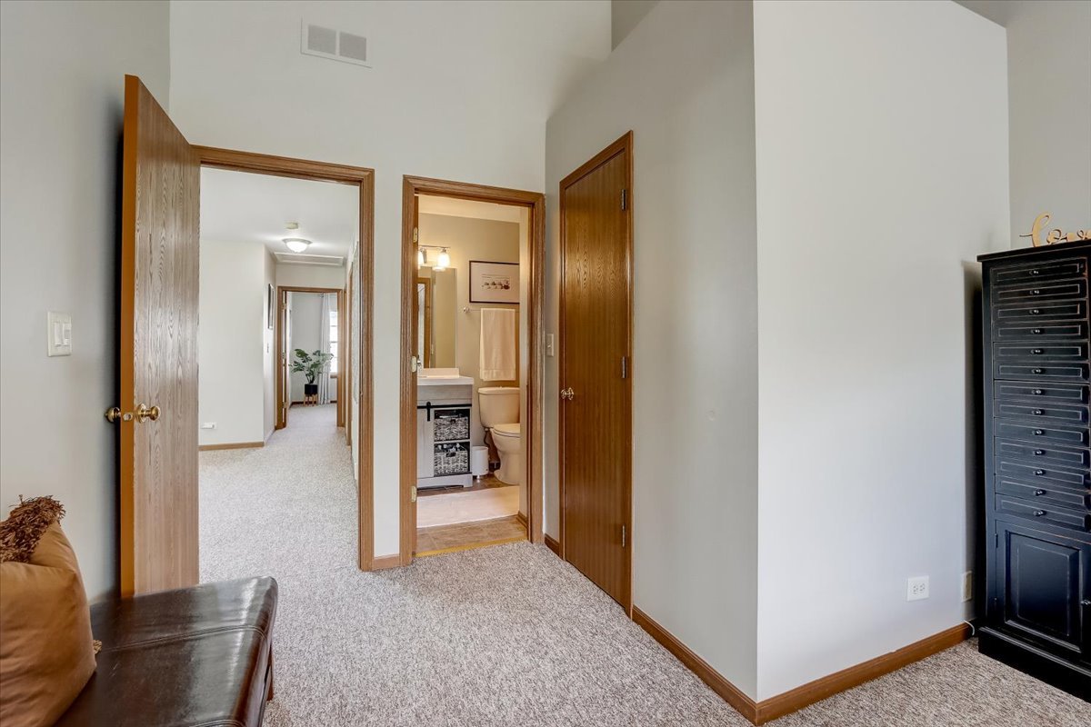 17811 Braewick Road Gurnee, IL 60031 - Photo 29 of 35