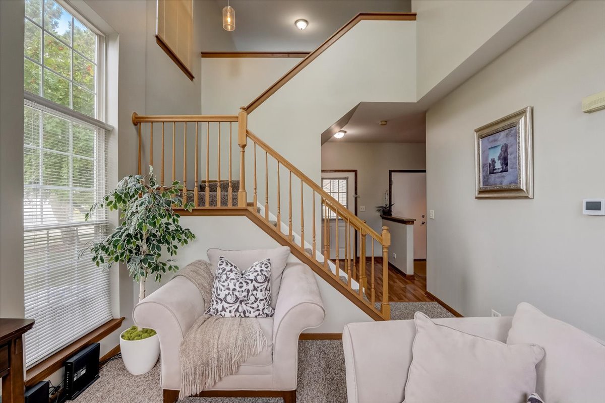 17811 Braewick Road Gurnee, IL 60031 - Photo 7 of 35