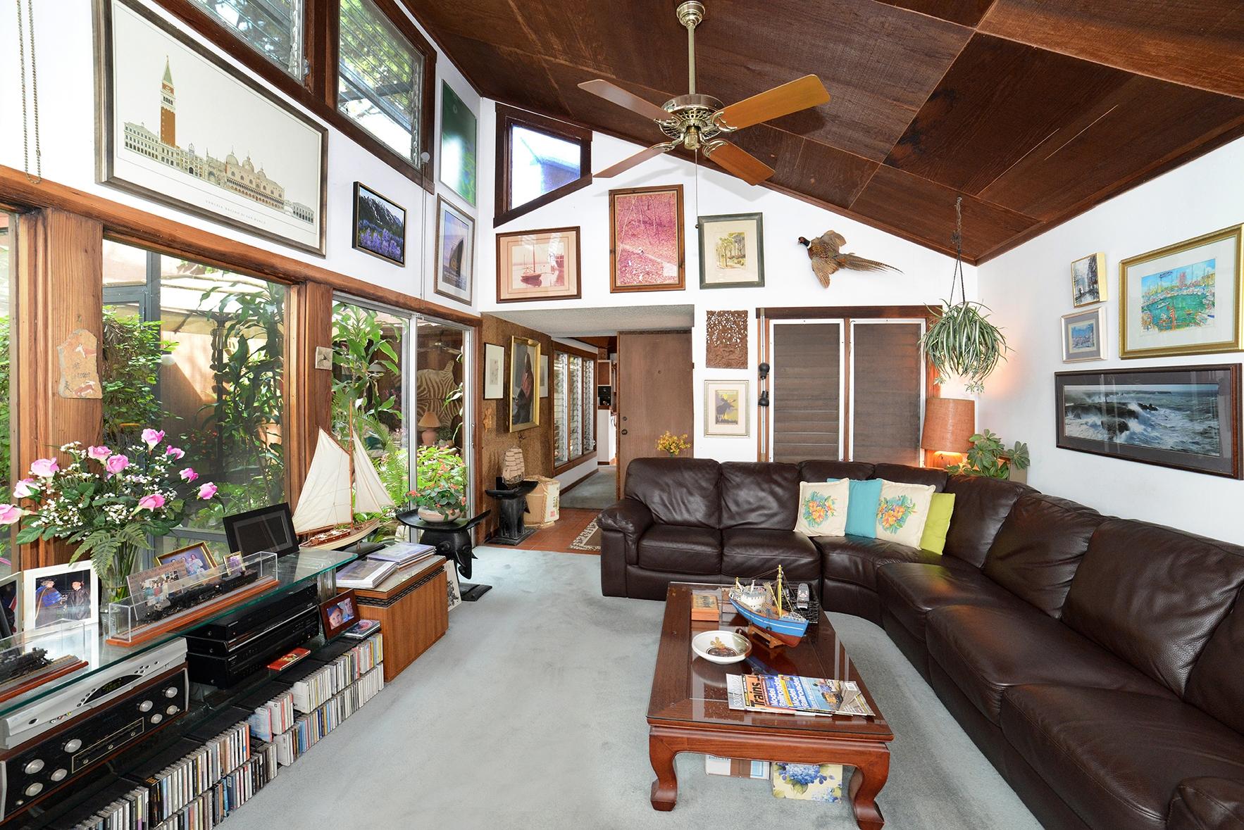 2411 Northwest 29th Road Boca Raton, FL 33431 - Photo 5 of 16 LIVING ROOM