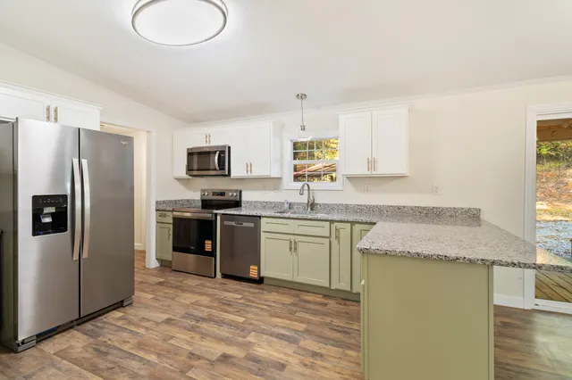 $319,900 | 441 Van Davis Road, Georgetown, TN 37336