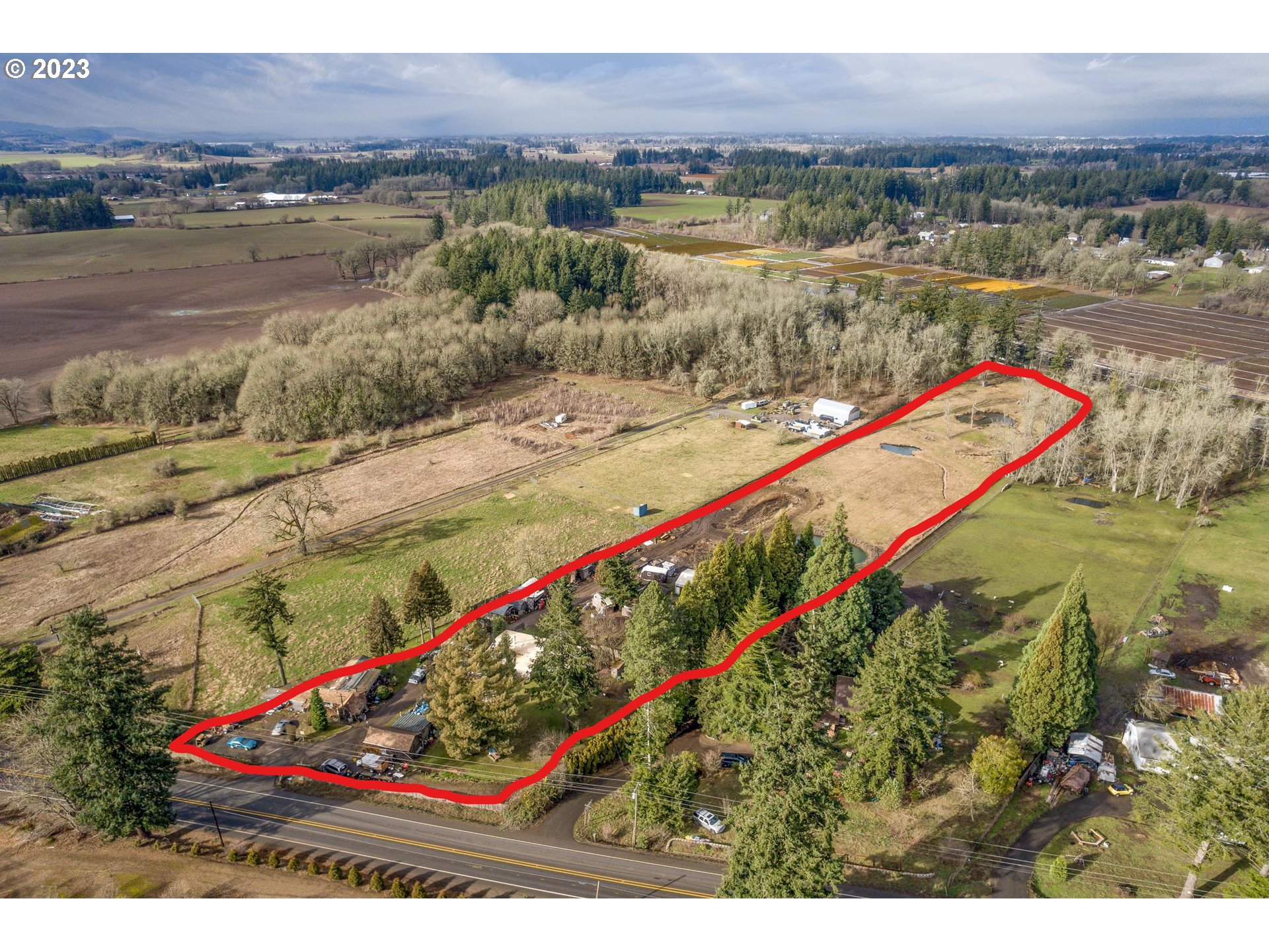 22345 Southwest Farmington Road Beaverton, OR 97007 - Photo 1 of 32 a view of lake