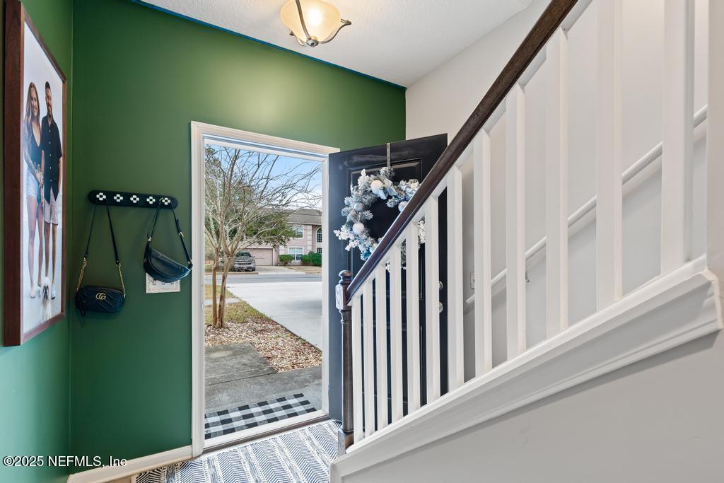 87267 Lents Road Yulee, FL 32097 - Photo 5 of 28 a view of a porch