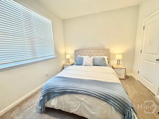 $2,200 | 3 Heavener Road, Savannah, GA 31407