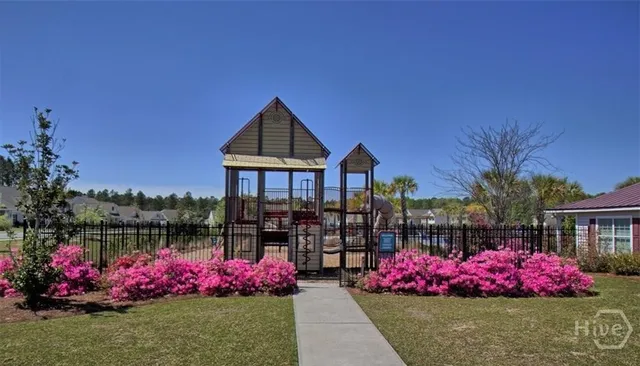 $2,200 | 3 Heavener Road, Savannah, GA 31407