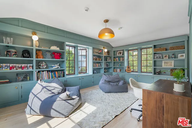 $18,000 | 6402 Ivarene Avenue, Los Angeles, CA 90068