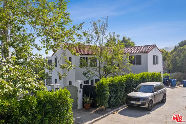 $18,000 | 6402 Ivarene Avenue, Los Angeles, CA 90068