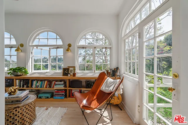 $18,000 | 6402 Ivarene Avenue, Los Angeles, CA 90068