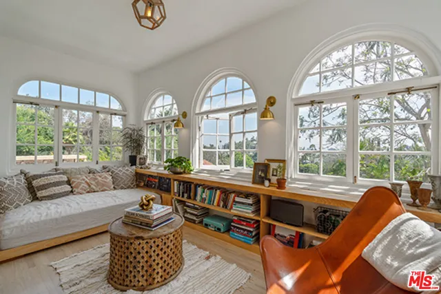 $18,000 | 6402 Ivarene Avenue, Los Angeles, CA 90068