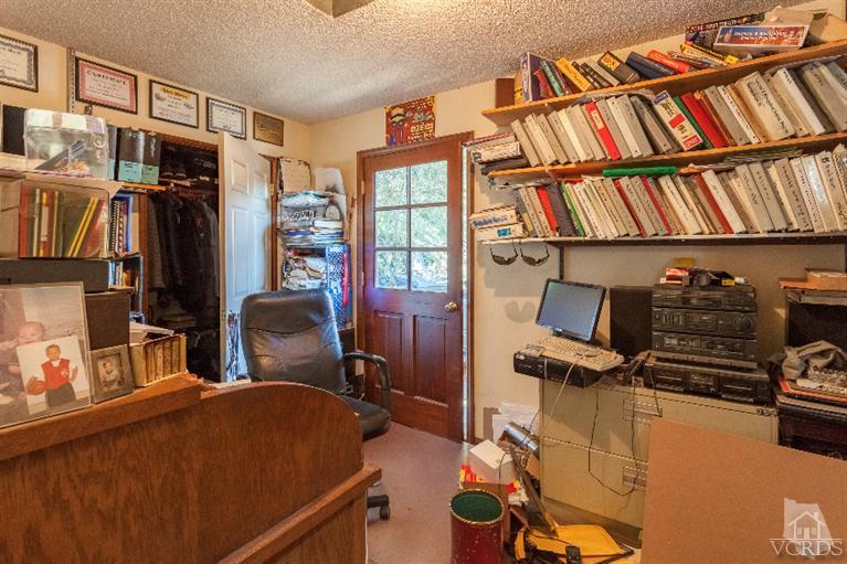 4657 Barnard Street Simi Valley, CA 93063 - Photo 17 of 36 Additional Photo