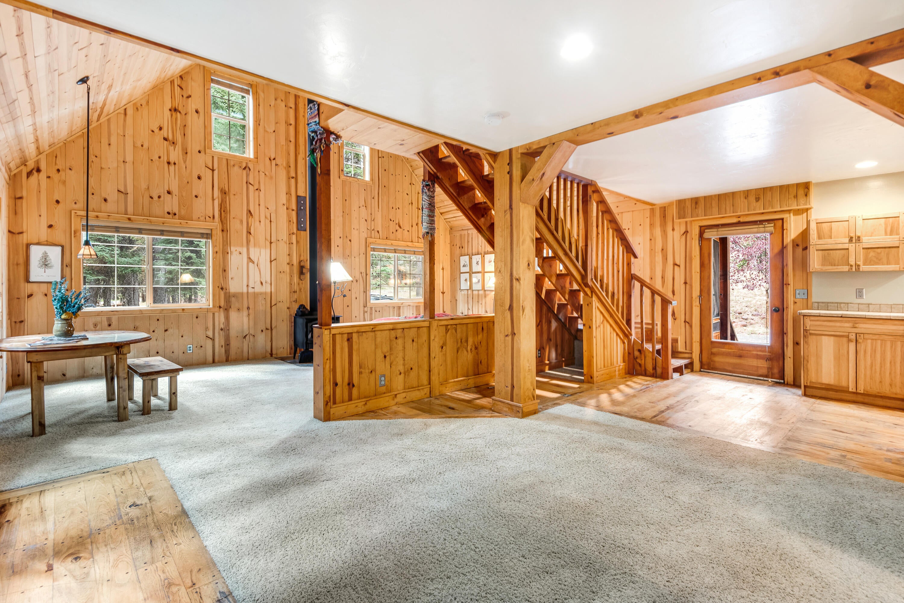 61580 River Road Bend, OR 97707 - Photo 10 of 36 61580 River Rd - 10