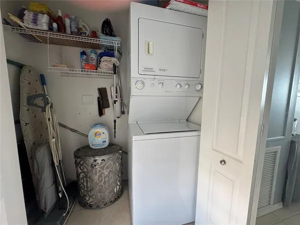 $2,000 | 1722 Gondola Park Drive, Unit 1722, Venice, FL 34292