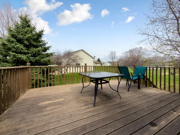 $215,000 | 135 Barony Road, Le Sueur, MN 56058