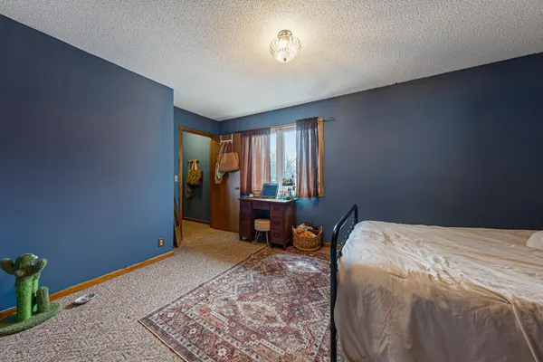 $215,000 | 135 Barony Road, Le Sueur, MN 56058