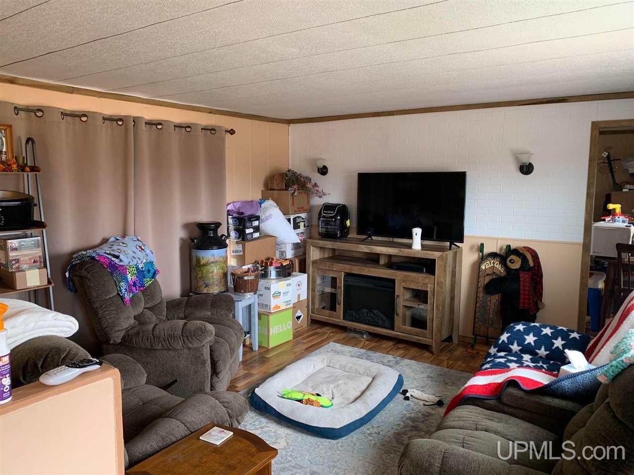 2542 Quarry Road Gulliver, MI 49840 - Photo 10 of 23 Gallery Image 10