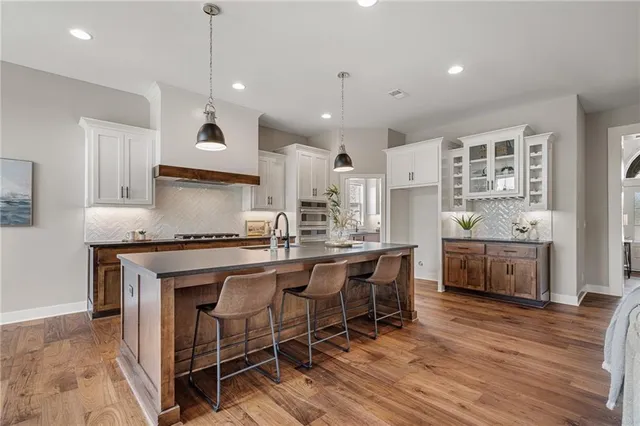 $1,300,000 | 9238 Marion Street, Lenexa, KS 66220