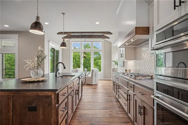 $1,300,000 | 9238 Marion Street, Lenexa, KS 66220