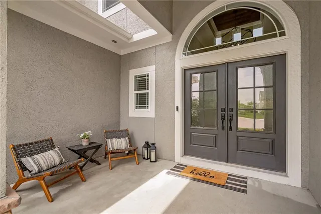 $1,300,000 | 9238 Marion Street, Lenexa, KS 66220