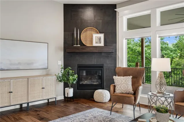 $1,300,000 | 9238 Marion Street, Lenexa, KS 66220