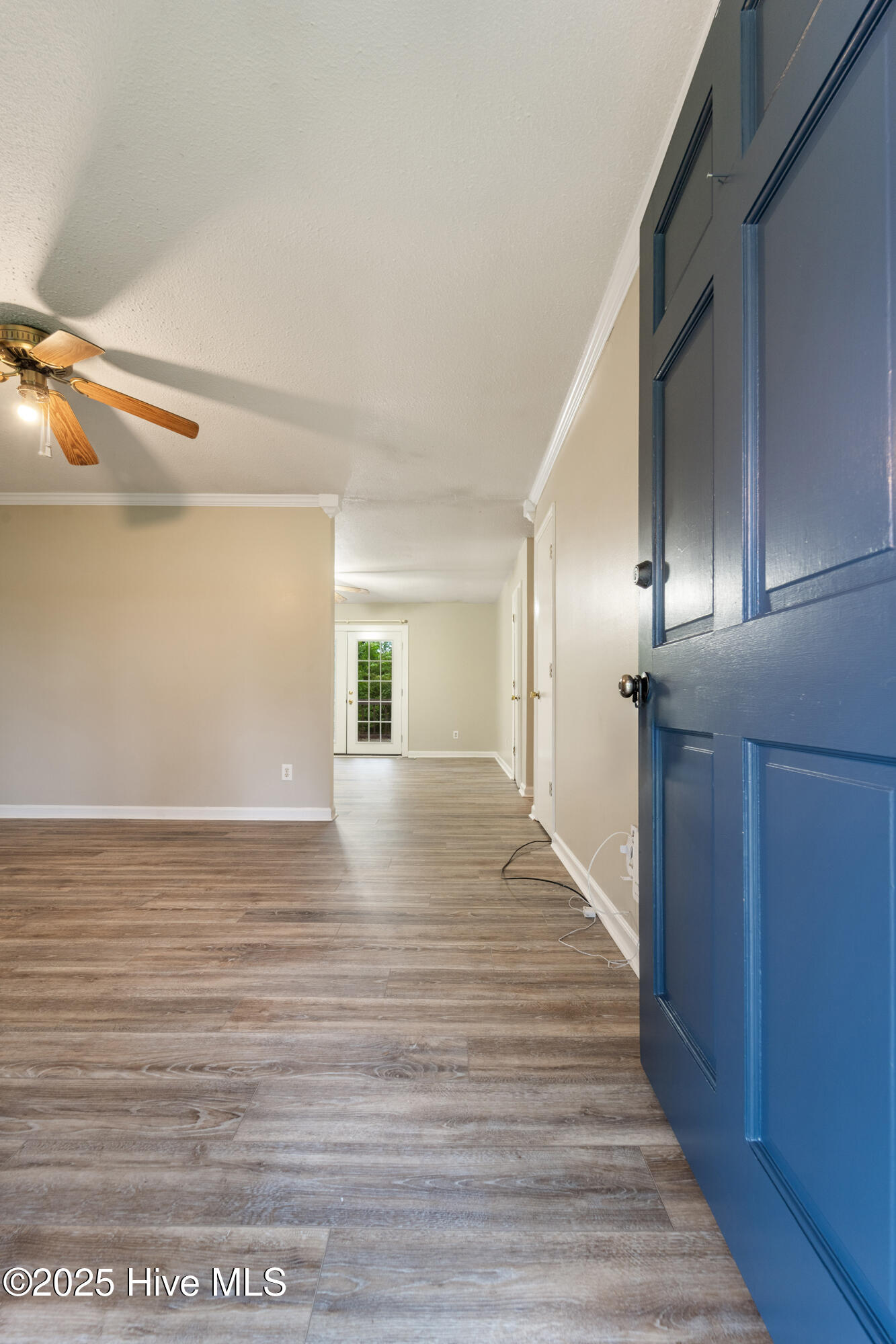 125 Linda Loop Jacksonville, NC 28546 - Photo 2 of 22 Foyer