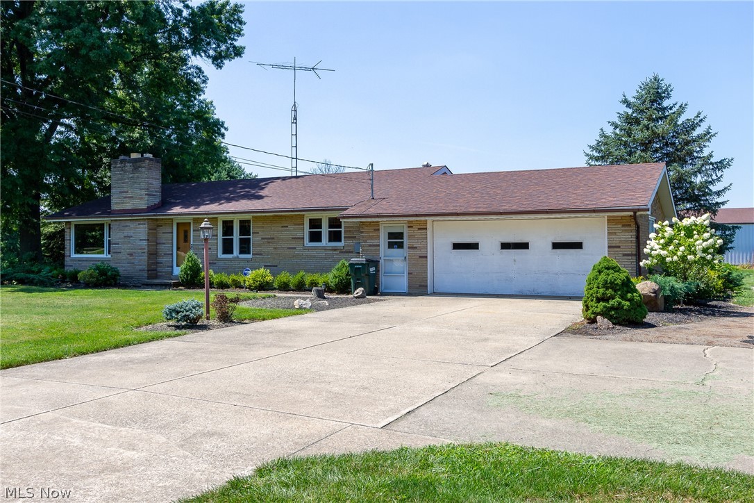 1325 Homeworth Road Alliance, OH 44601 - Photo 1 of 31 Gallery Image 1