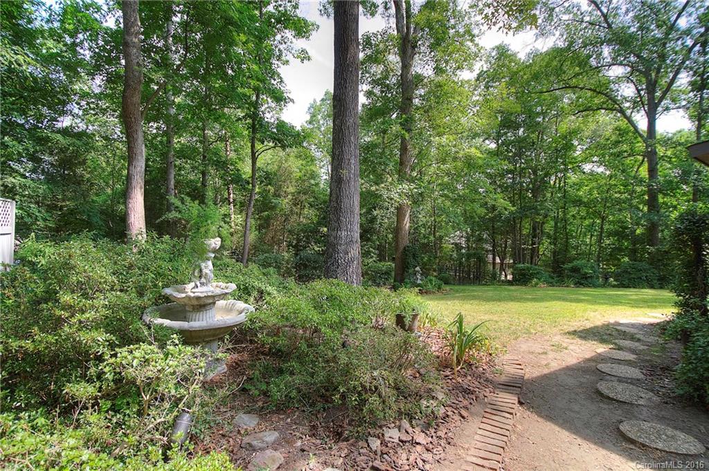 18 Tanglewood Road Lake Wylie, SC 29710 - Photo 21 of 21 Gallery Image 21