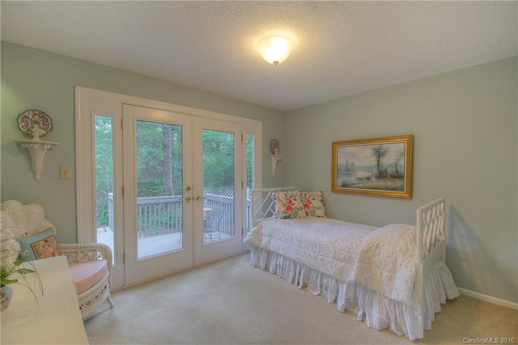 18 Tanglewood Road Lake Wylie, SC 29710 - Photo 9 of 21 Gallery Image 9
