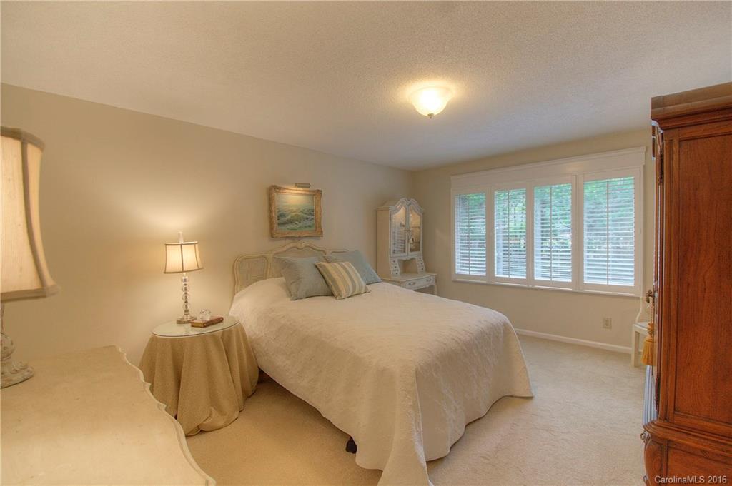 18 Tanglewood Road Lake Wylie, SC 29710 - Photo 10 of 21 Gallery Image 10